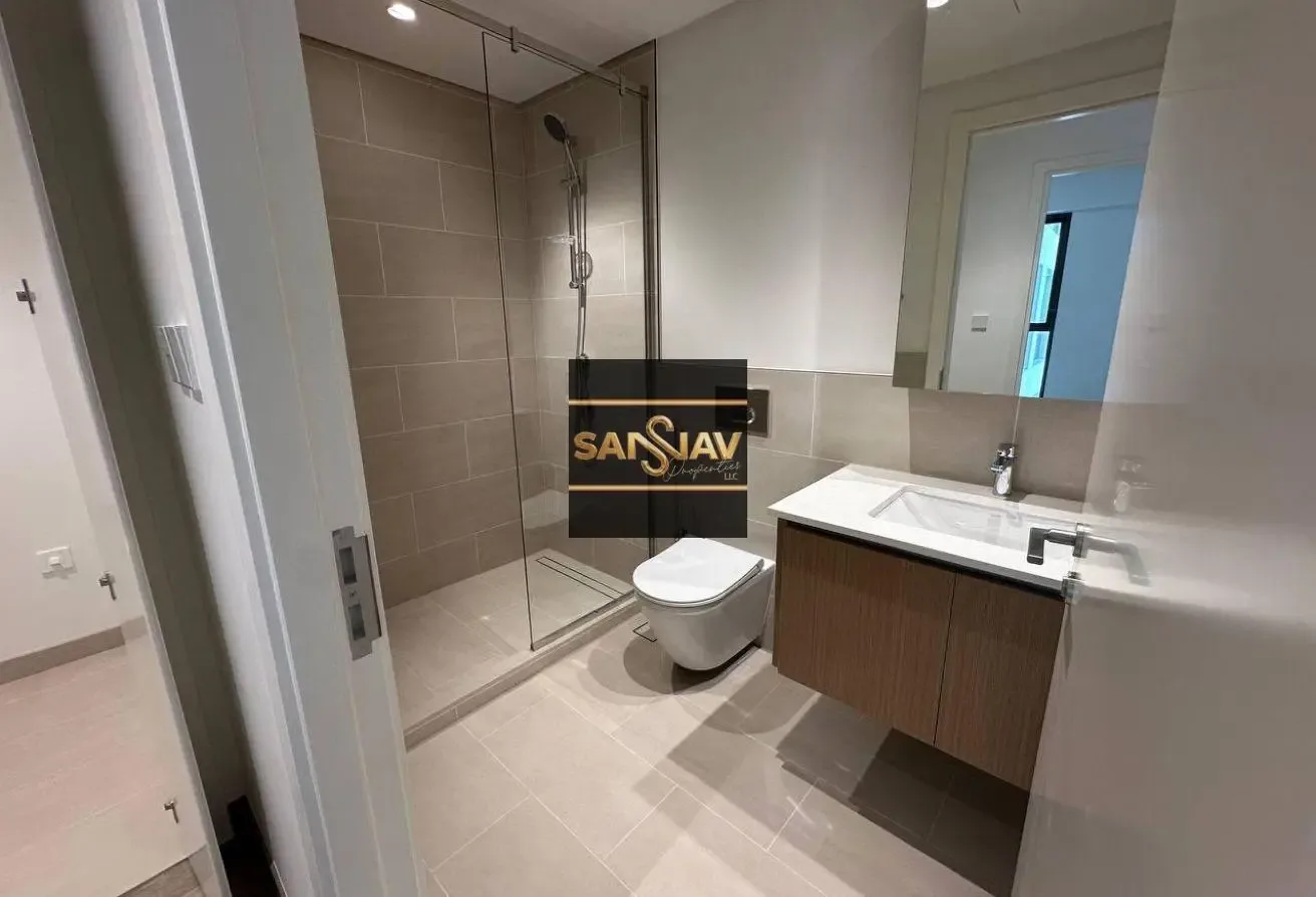Multiple Cheques | Private Beach Access | High floor
