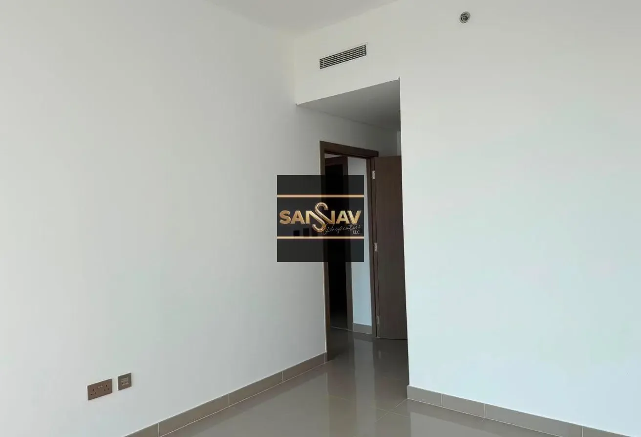 2BR Apartment with Water View in Dubai Creek