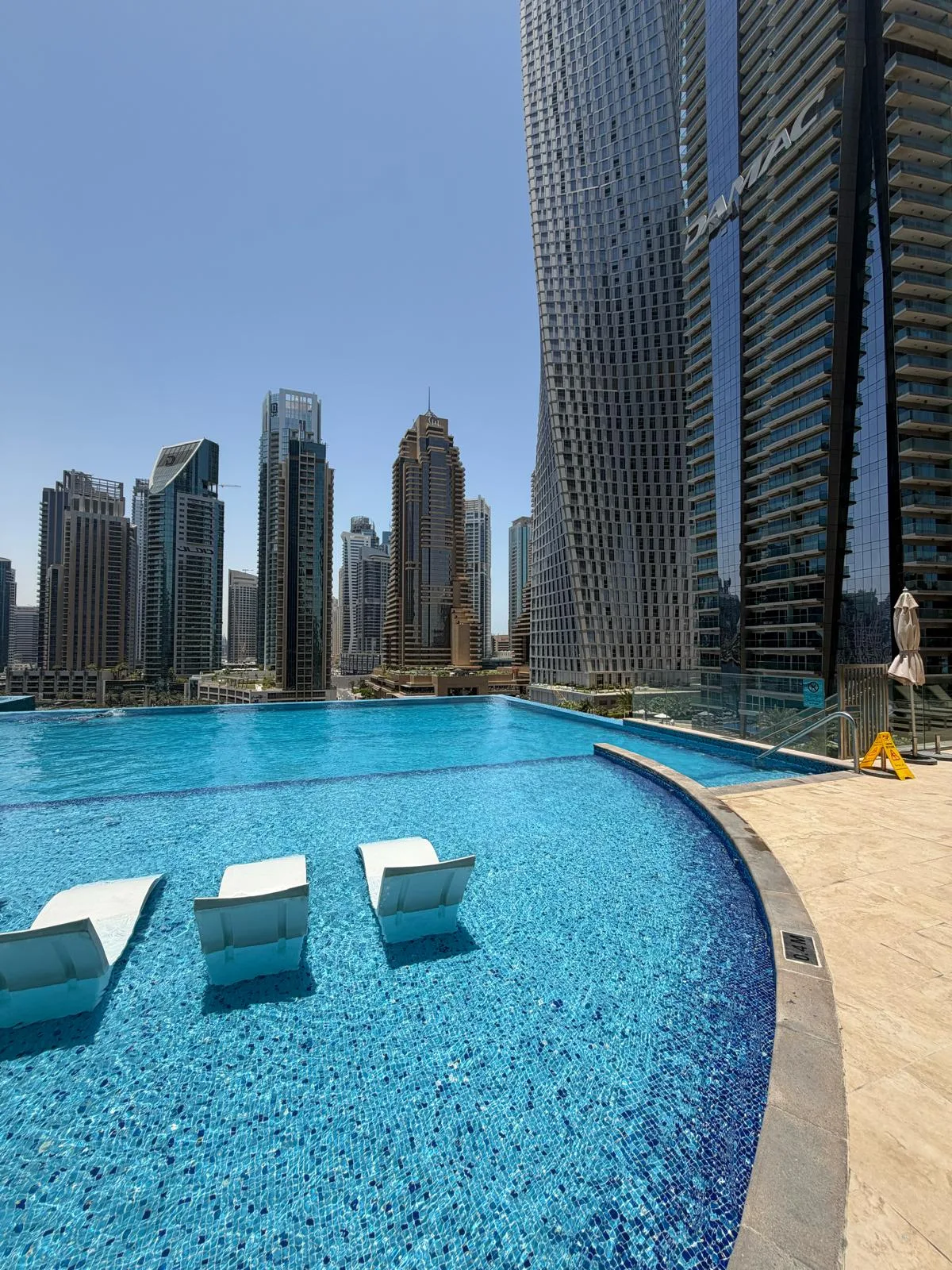 Spacious 1BR | Fully Furnished | Luxury 1BR