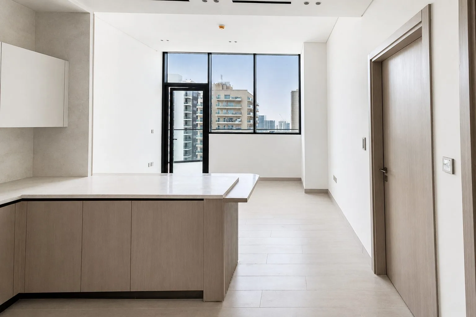 Luxury Smart Home | Private Jacuzzi | Fully Furnished