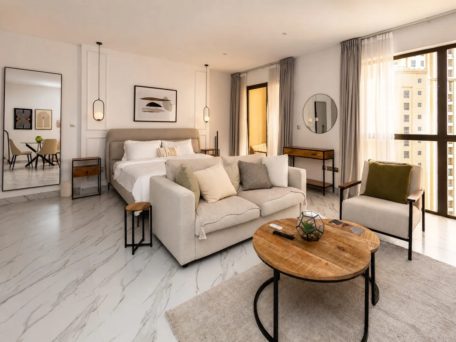 Flexible payment options / Furnished / Vacant