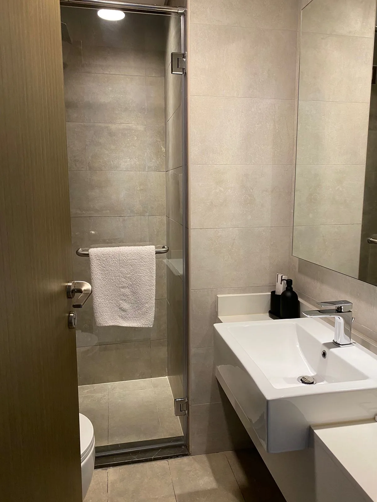 Flexible payment options | Furnished | Vacant