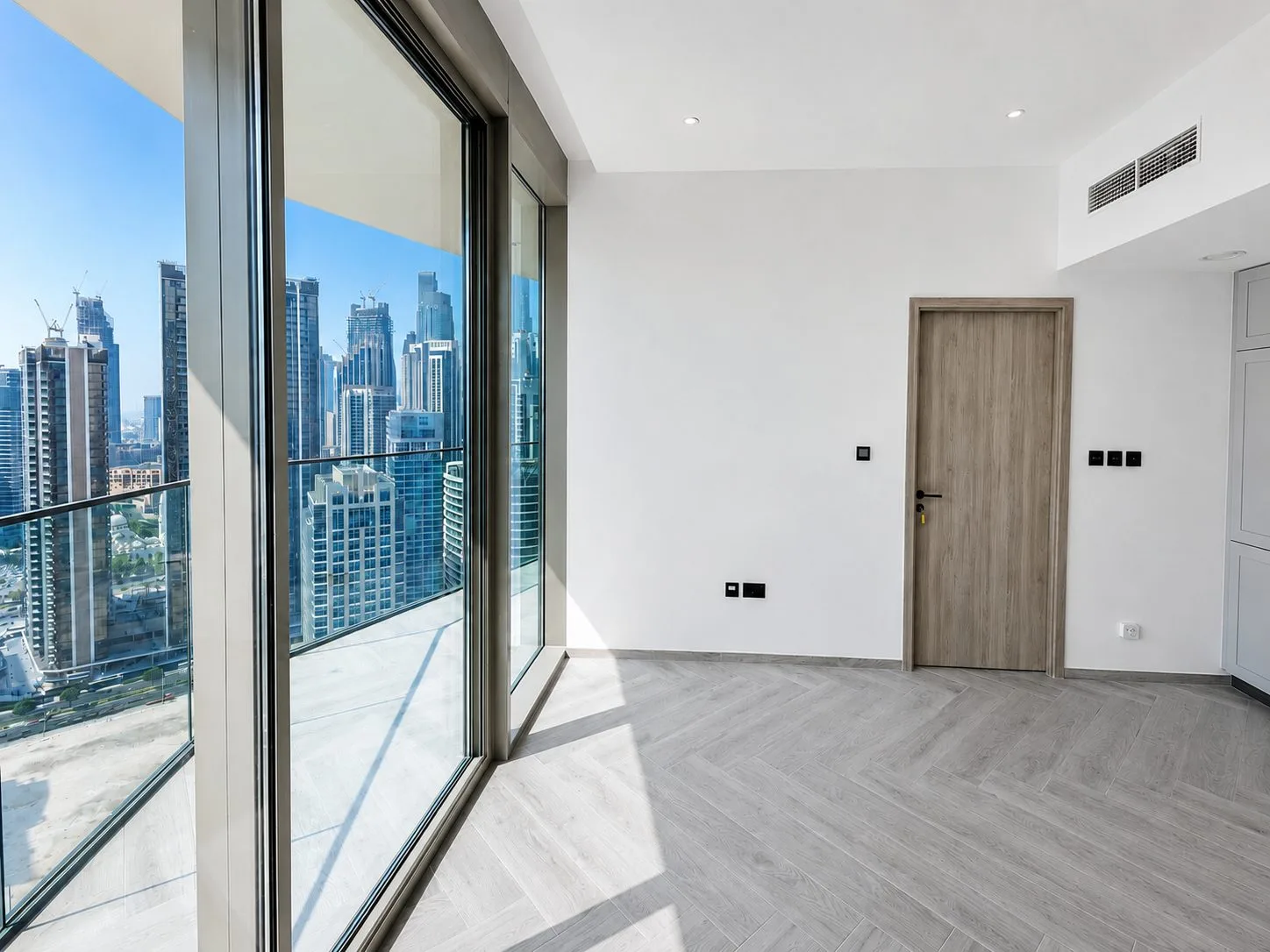 High-Floor 1BR | Canal Views | Ready to Move In