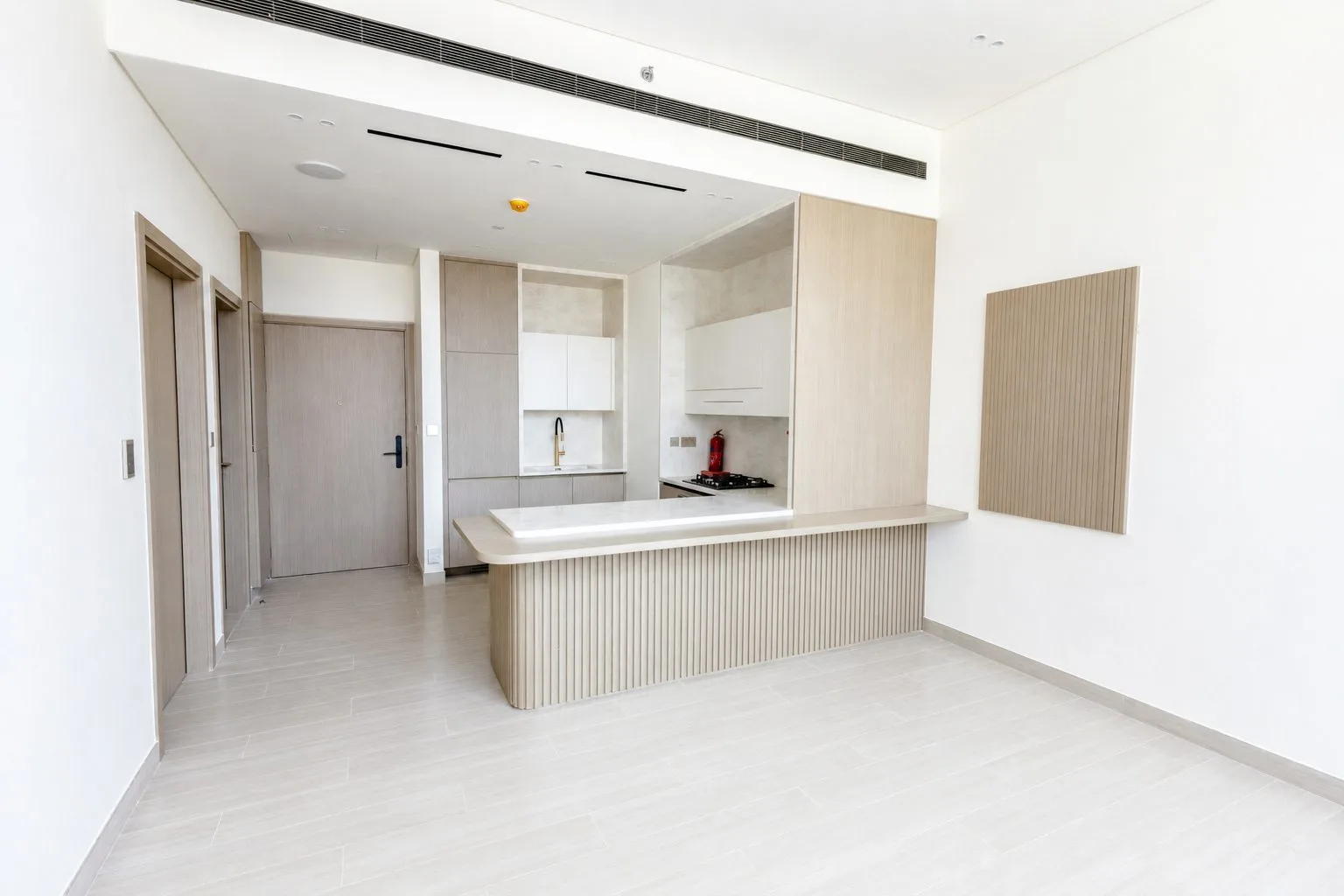 Luxury Smart Home | Private Jacuzzi | Fully Furnished