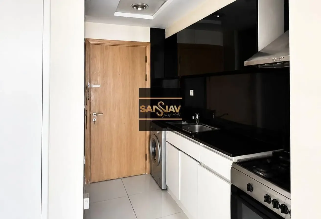 Spacious Studio in Business Bay