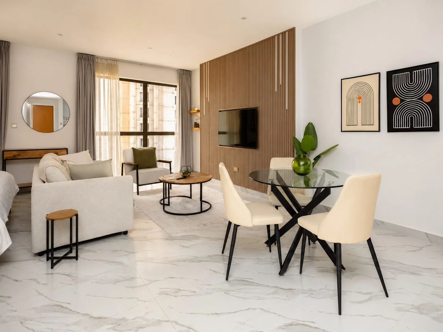 Flexible payment options / Furnished / Vacant