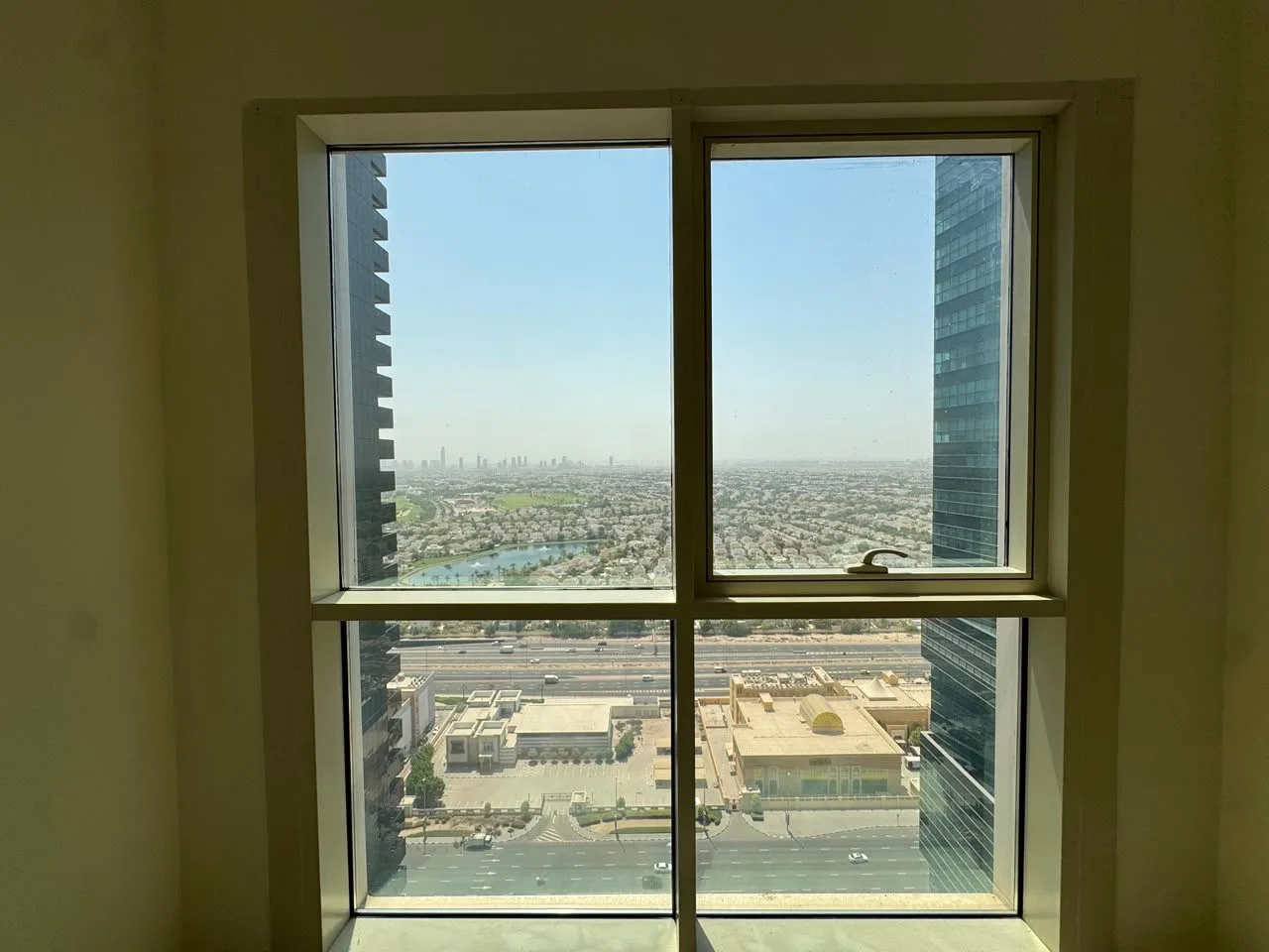 2BR Apartment | High Floor | Emirates Hills View | Lake Shore Tower | JLT