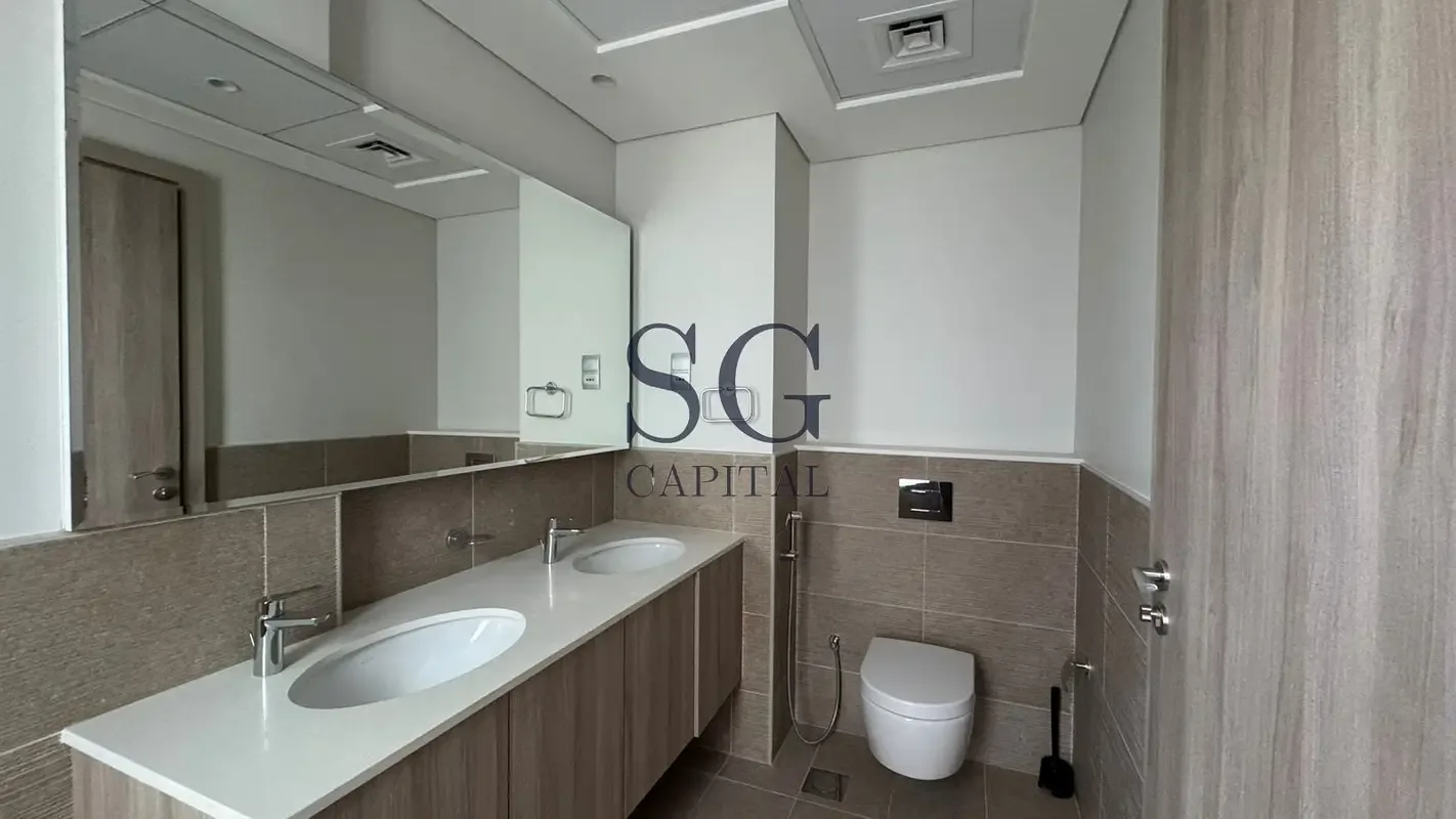 Luxury Furnished | Well-Maintained | Ready to move