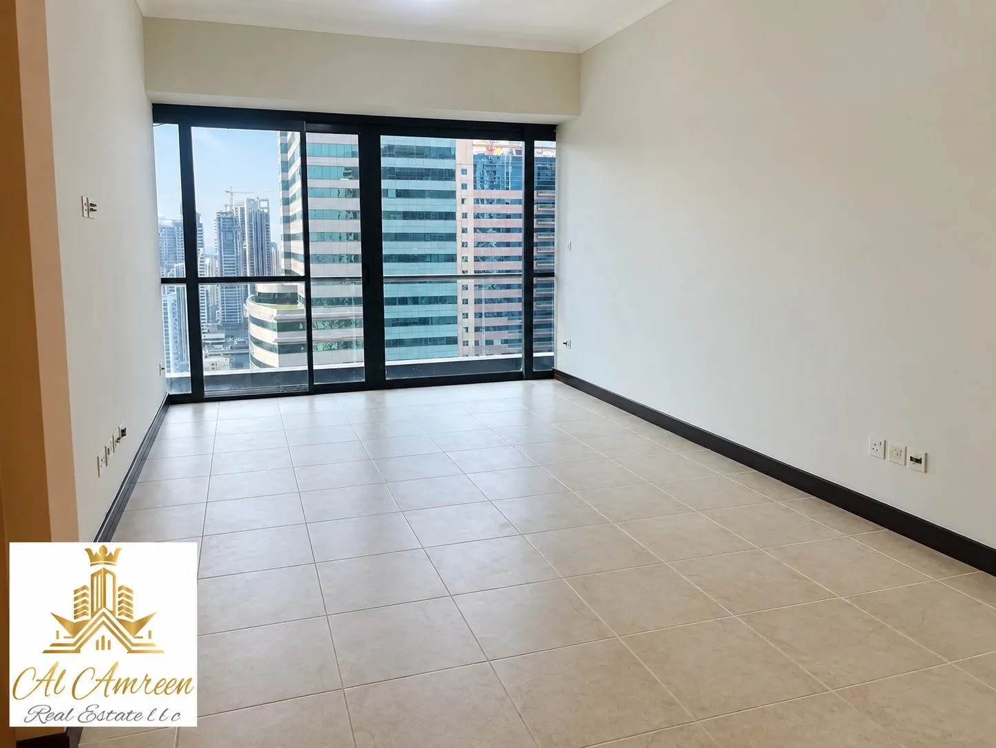 3BR + Maid | Spacious Layout | Balcony | Goldcrest Views 1 | JLT