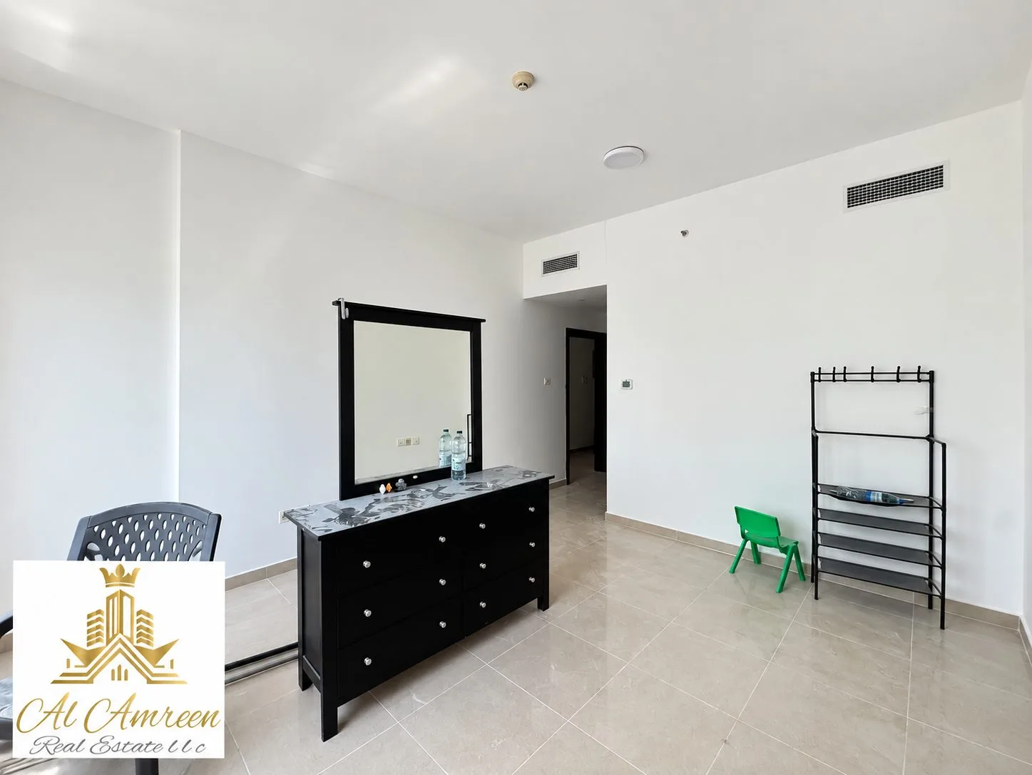 1BR Apartment | Lake View | Higher Floor | Lake City Tower | JLT