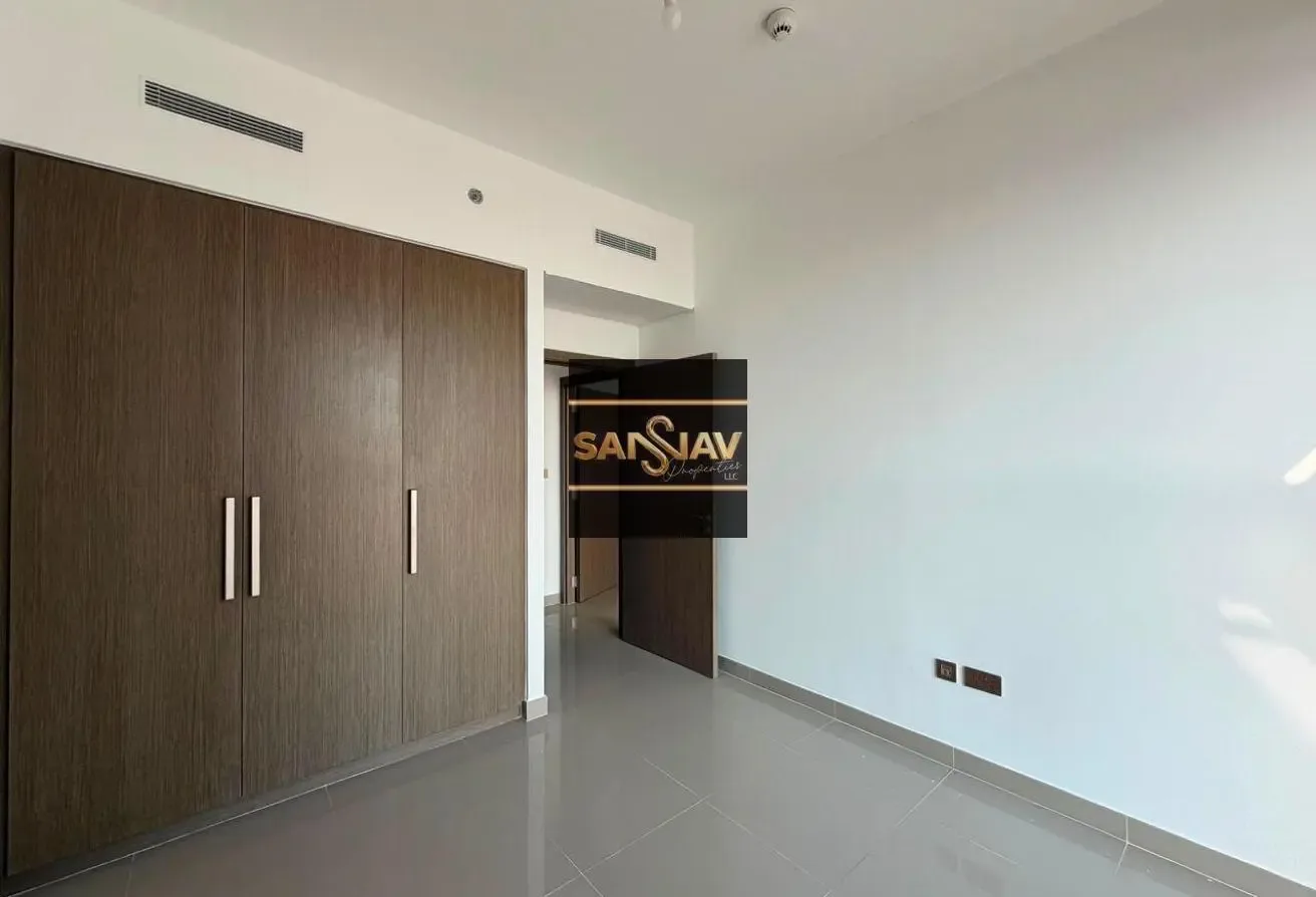 2BR Apartment with Water View in Dubai Creek