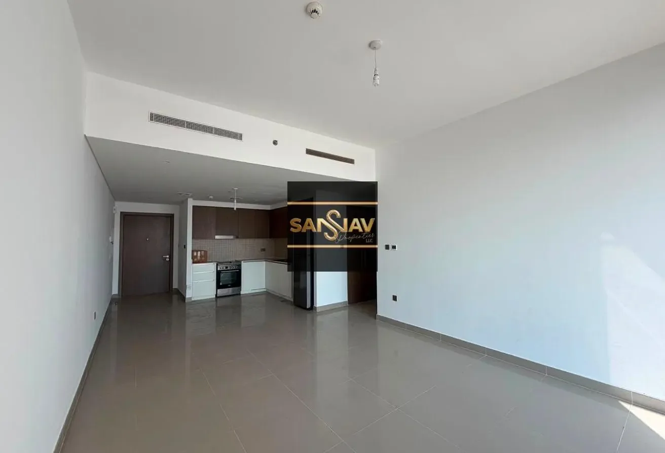 2BR Apartment with Water View in Dubai Creek