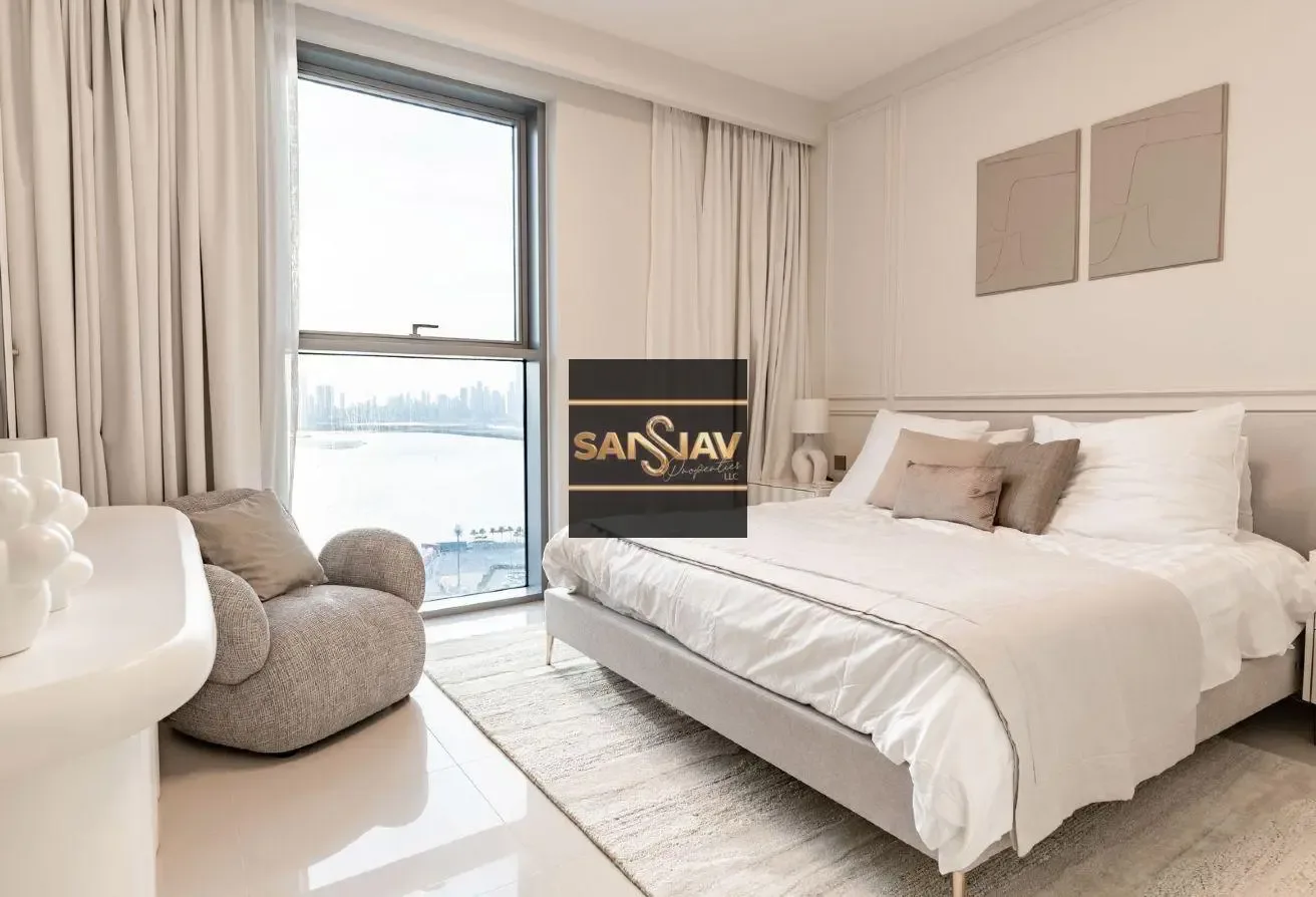 Fully Furnished | Downtown Views | Vacant