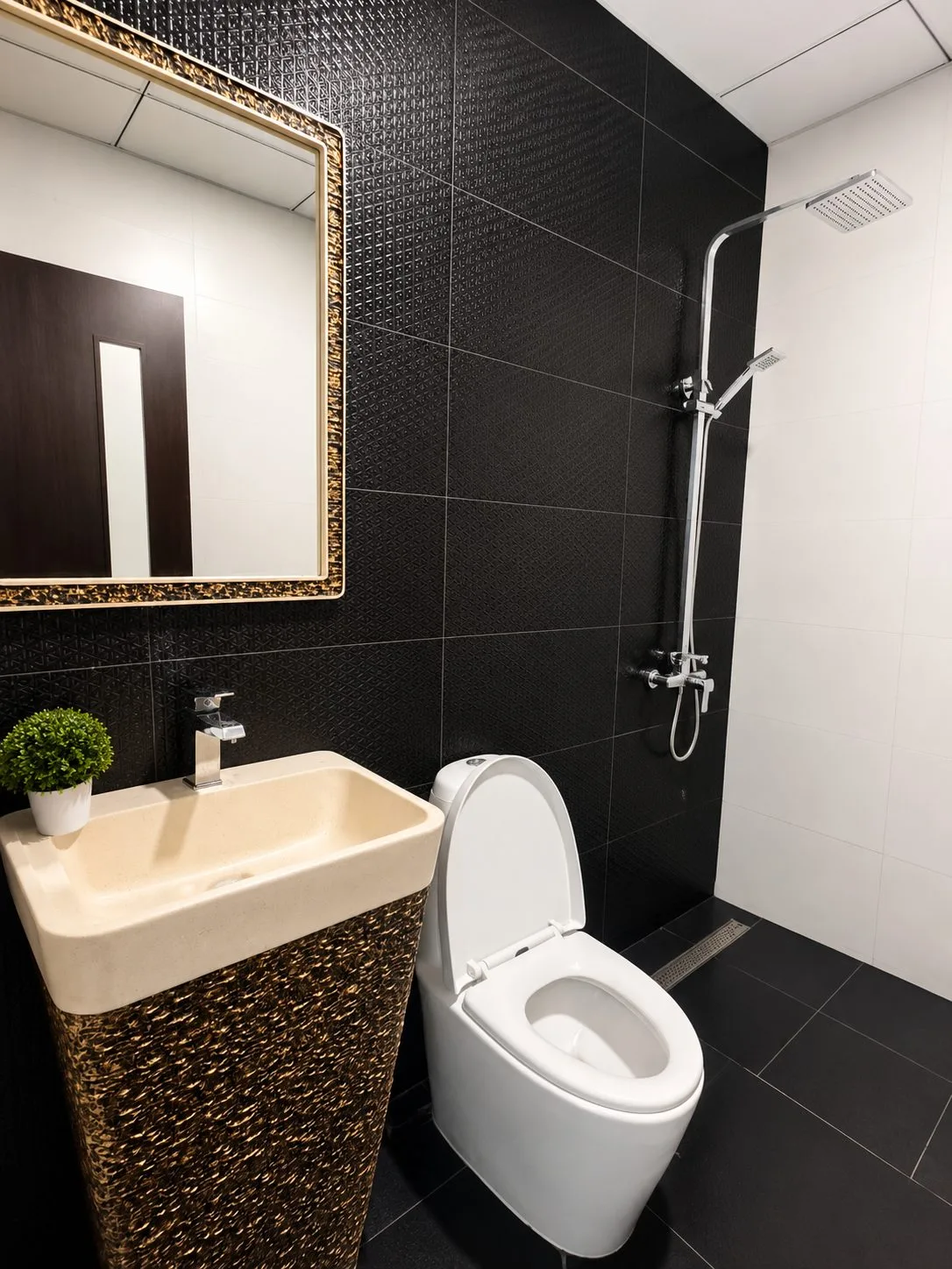 High Floor Furnished Studio | Miracle Garden Views