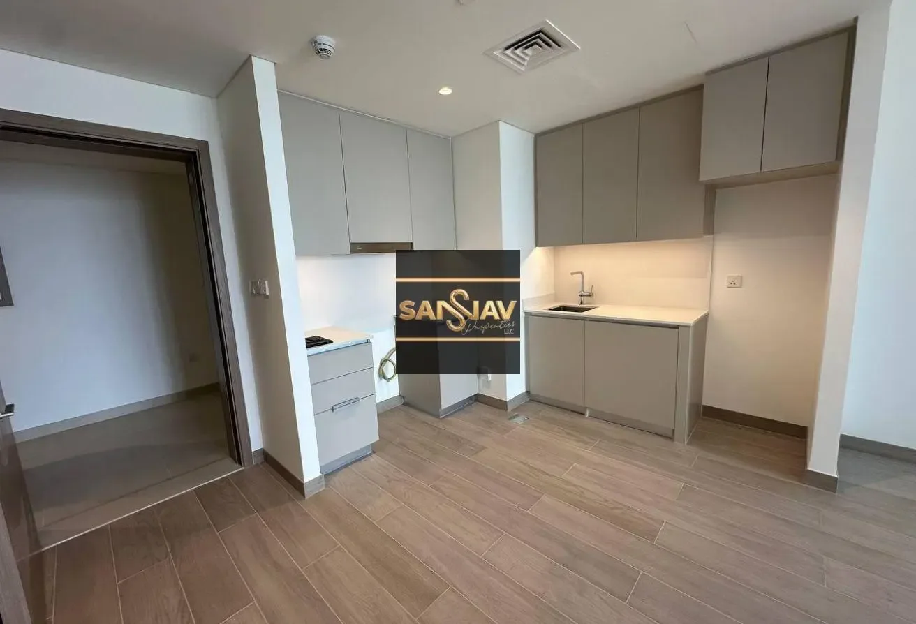 Multiple Cheques | Private Beach Access | High floor