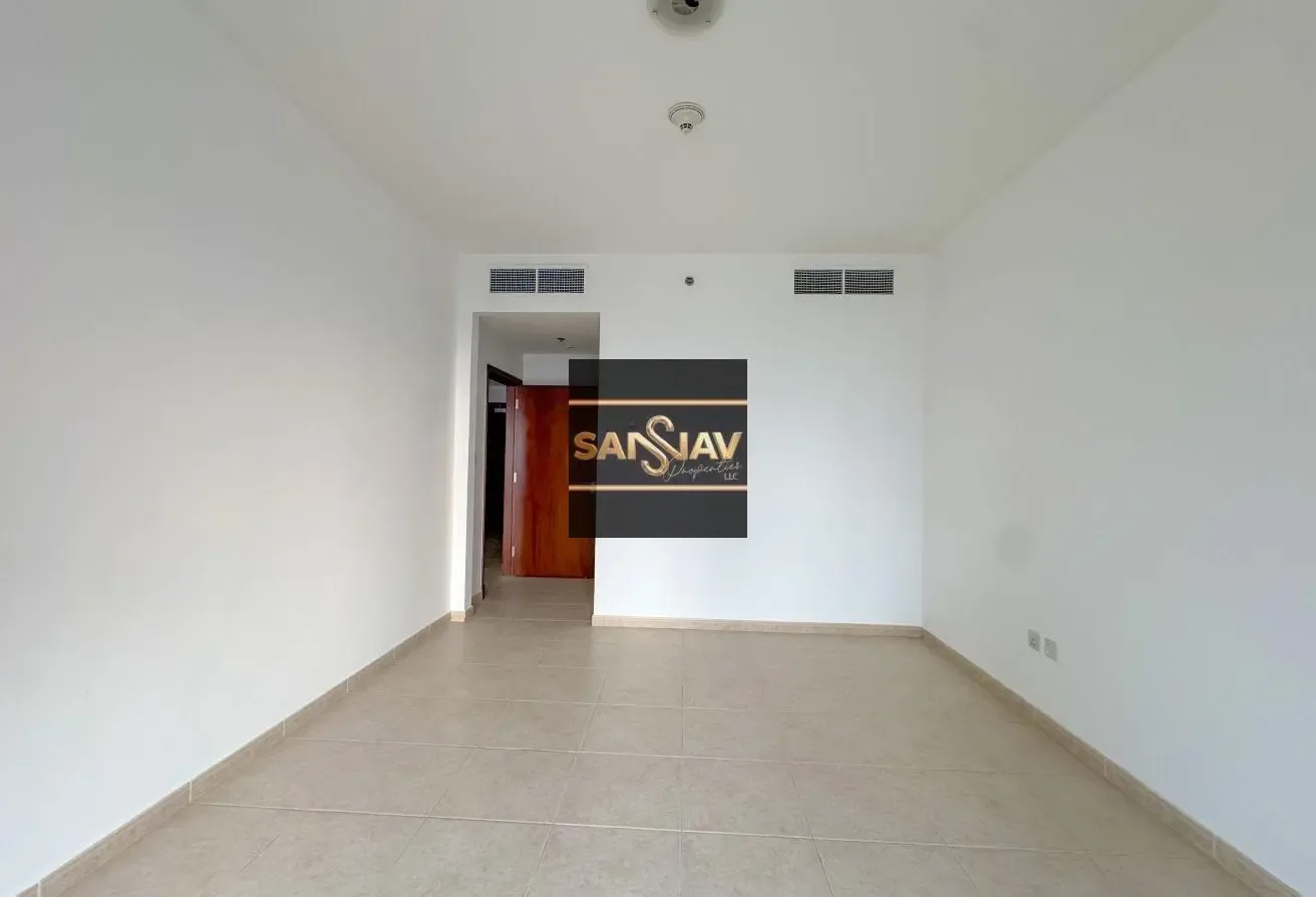 Spacious 1 Bedroom Apartment in Elite Residence