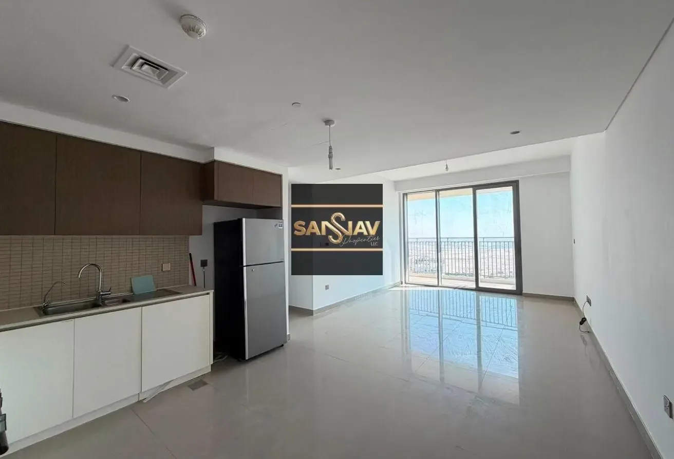 2BR Apartment with Water View in Dubai Creek