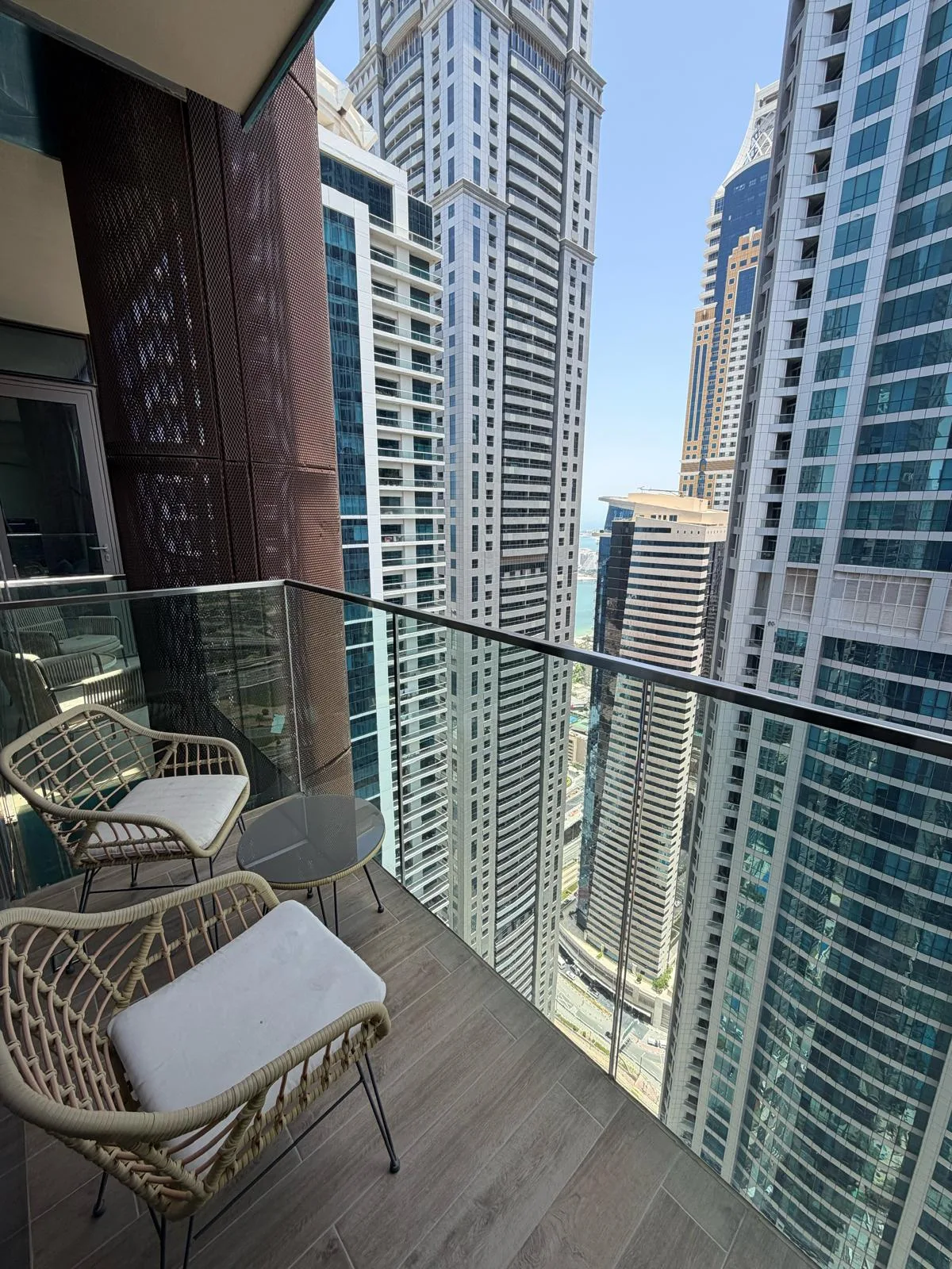 Spacious 1BR | Fully Furnished | Luxury 1BR