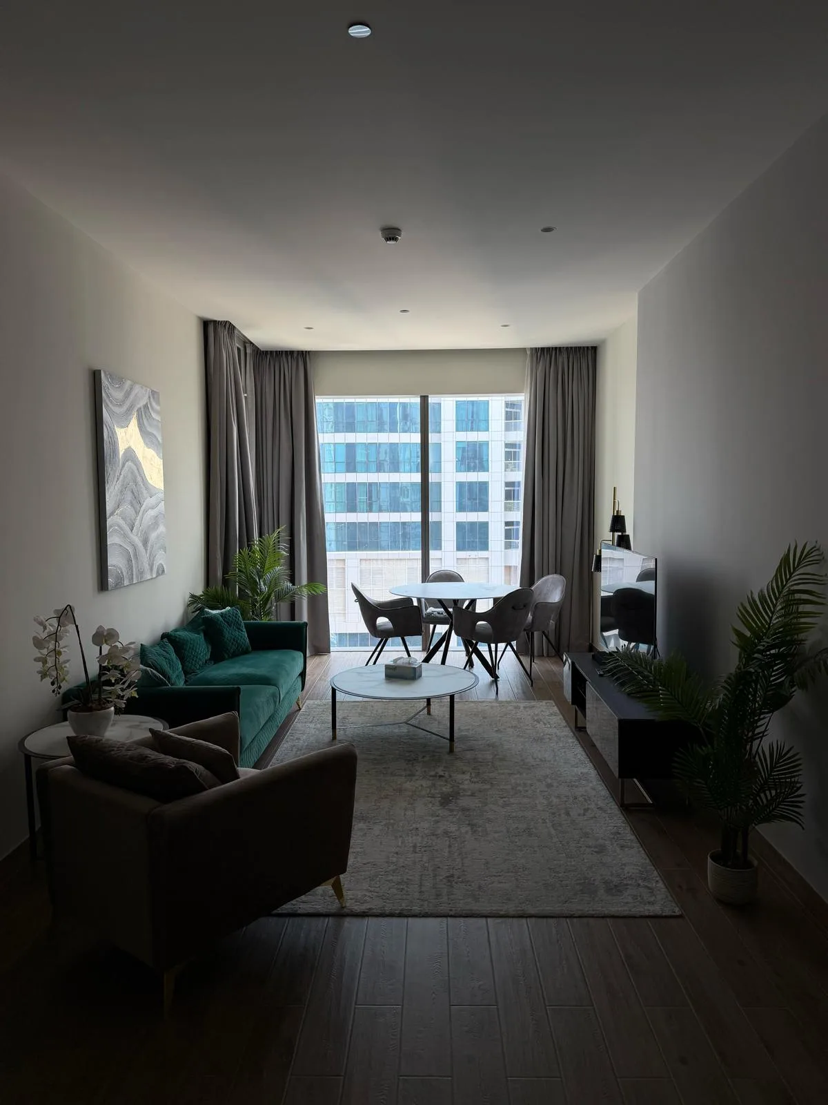 Spacious 1BR | Fully Furnished | Luxury 1BR